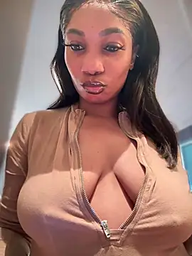 Snapshot of __Nessa__ chatting on October 2025 11:19:02 AM   Nessa   online show from October 2025 11:19:02 AM