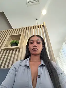 Snapshot of __Nessa__ chatting on April 2026 11:14:01 AM Nessa online show from April 2026 11:14:01 AM