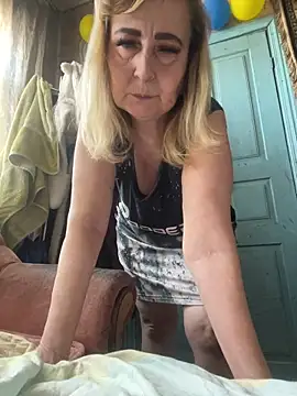 Irina2909xh online show from March 2025 10:28:02 AM