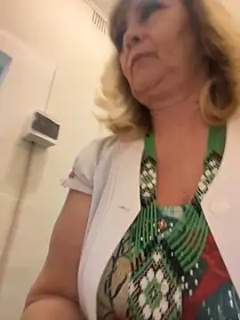 Irina2909xh online show from September 2025 10:50:01 AM