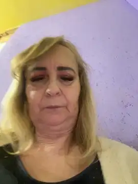 Irina2909xh online show from October 2025 01:46:02 PM