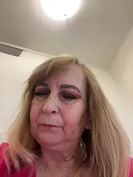 Irina2909xh online show from March 2026 11:28:02 AM