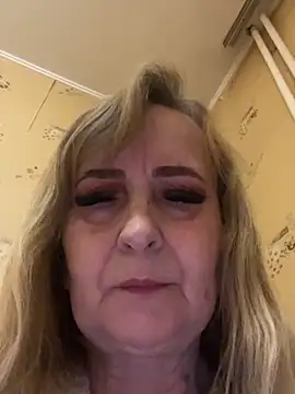 Irina2909xh online show from April 2026 11:16:01 PM