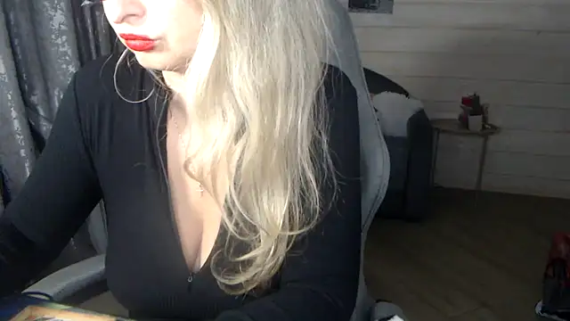 RubiLakros online show from September 2025 08:53:02 PM