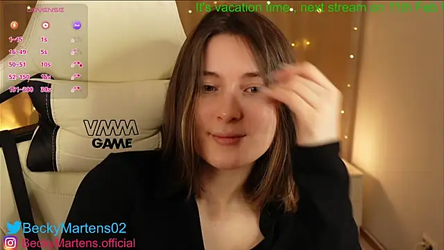 Snapshot of BeckyMartens chatting on January 2025 03:09:01 AM BeckyMartens online show from January 2025 03:09:01 AM