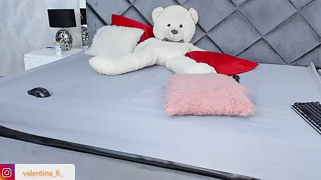 valentina fi online show from February 2025 02:13:02 PM