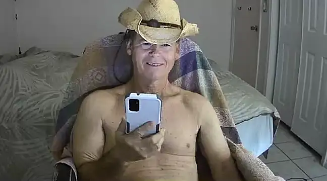 Snapshot of nakeedcowboi65 chatting on February 2025 11:17:02 AM nakeedcowboi65 online show from February 2025 11:17:02 AM