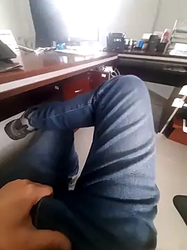 Snapshot of kayahan4 chatting on April 2026 03:07:02 PM kayahan4 online show from April 2026 03:07:02 PM