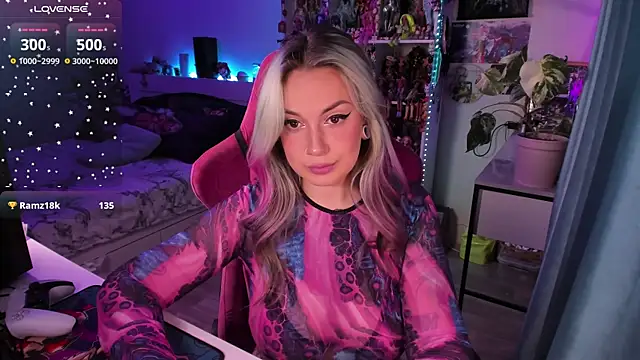 ChloeKohaku online show from December 2024 04:47:01 AM