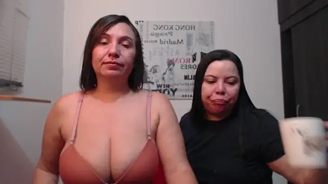 Snapshot of Aaa____ chatting on February 2026 10:59:01 AM Aaa online show from February 2026 10:59:01 AM