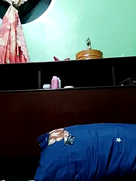 QueenSoreal online show from December 2025 02:45:02 PM