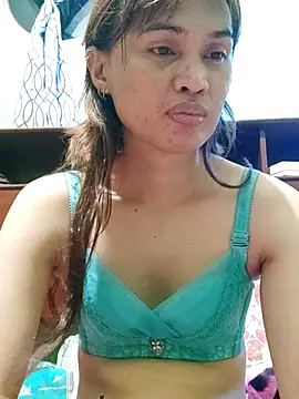 QueenSoreal online show from January 2026 03:50:01 PM