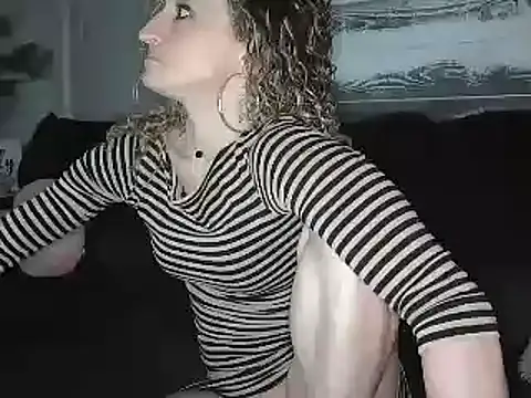 AshleyRain online show from April 2026 07:35:01 AM