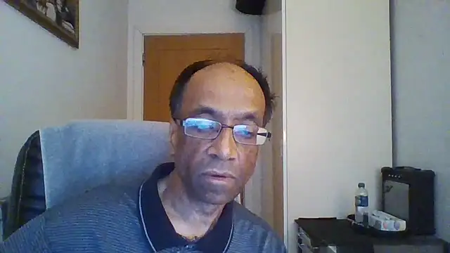 rauncher1 online show from October 2025 09:01:01 AM