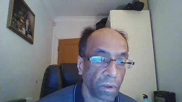 Snapshot of rauncher1 chatting on January 2026 09:25:01 AM rauncher1 online show from January 2026 09:25:01 AM