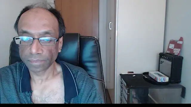 Snapshot of rauncher1 chatting on February 2026 12:54:01 PM rauncher1 online show from February 2026 12:54:01 PM