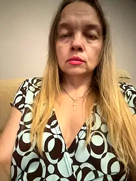 Susanel online show from September 2025 04:40:01 PM