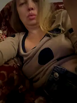 Susanel online show from October 2025 09:17:02 PM