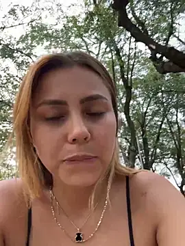 Brittanyrosexx online show from March 2025 08:21:01 PM