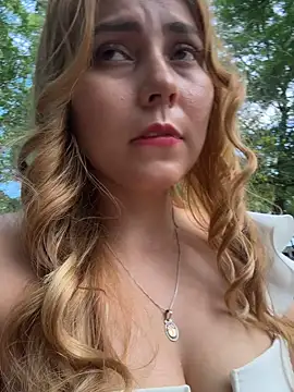 Snapshot of Brittanyrosexx chatting on November 2025 08:47:02 PM Brittanyrosexx online show from November 2025 08:47:02 PM