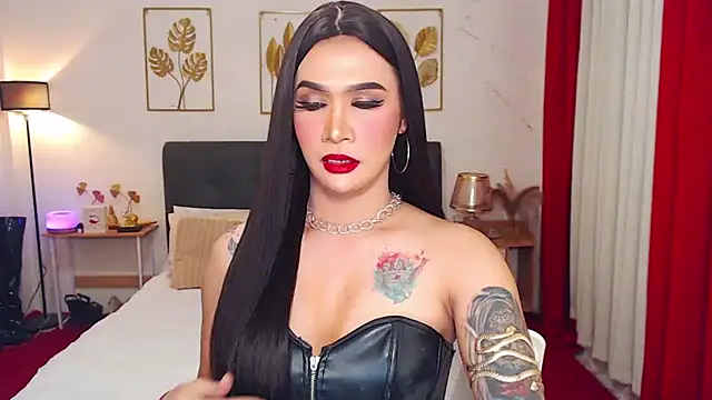 Snapshot of SeductiveLexieX chatting on November 2025 12:44:02 PM SeductiveLexieX online show from November 2025 12:44:02 PM