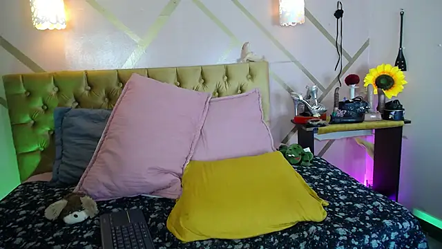 dove mature online show from September 2025 05:43:02 AM