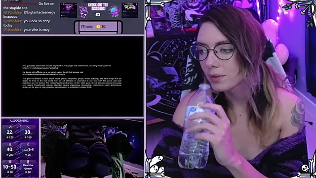 Snapshot of AnneSao chatting on April 2026 11:14:01 PM AnneSao online show from April 2026 11:14:01 PM