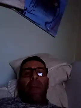 Snapshot of Lucianoconti chatting on April 2026 12:08:02 AM Lucianoconti online show from April 2026 12:08:02 AM