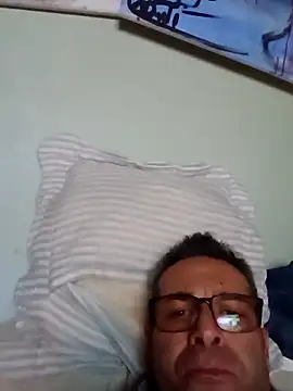 Lucianoconti online show from May 2026 11:09:01 PM