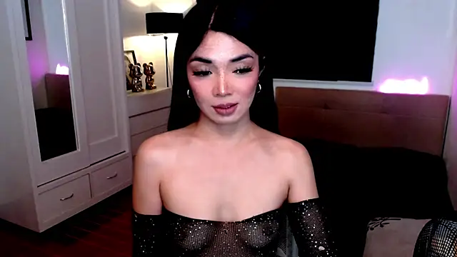 MargaWilliams online show from November 2025 09:45:01 AM