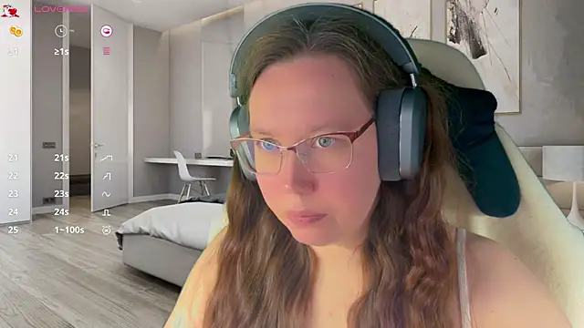 Snapshot of Victoria_Romans chatting on April 2026 05:35:02 AM Victoria Romans online show from April 2026 05:35:02 AM