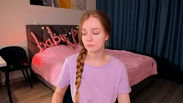 Snapshot of SweetMilkis chatting on January 2025 09:59:02 AM SweetMilkis online show from January 2025 09:59:02 AM