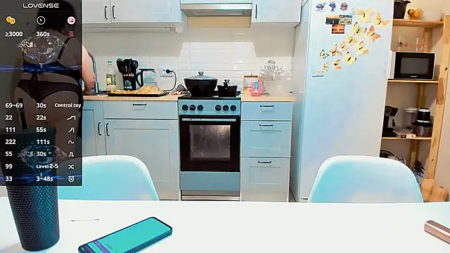 Snapshot of Nina_Hopper chatting on January 2025 11:54:02 AM Nina Hopper online show from January 2025 11:54:02 AM