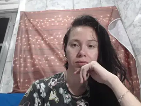 Snapshot of Venusluxodomme chatting on September 2025 10:22:02 PM Venusluxodomme online show from September 2025 10:22:02 PM