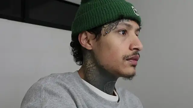 Snapshot of trieone chatting on January 2025 06:04:01 AM trieone online show from January 2025 06:04:01 AM