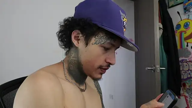 Snapshot of trieone chatting on September 2025 01:56:01 PM trieone online show from September 2025 01:56:01 PM