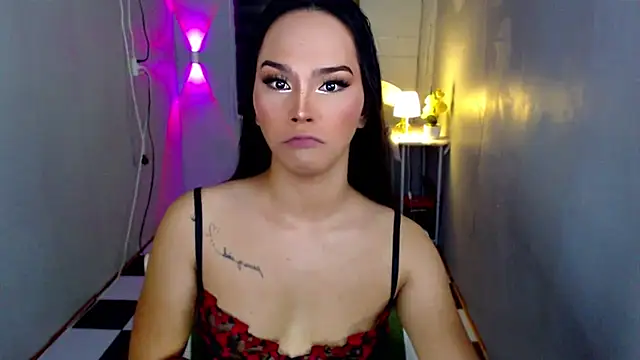 Snapshot of urnaughtydolly69 chatting on April 2026 12:03:01 PM urnaughtydolly69 online show from April 2026 12:03:01 PM