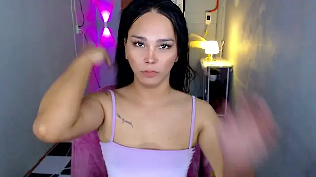 Snapshot of urnaughtydolly69 chatting on June 2026 10:20:01 AM urnaughtydolly69 online show from June 2026 10:20:01 AM