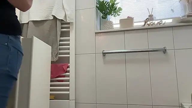 Snapshot of Viola_Beck chatting on January 2026 10:30:02 AM Viola Beck online show from January 2026 10:30:02 AM