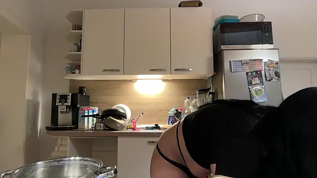 Snapshot of Viola_Beck chatting on January 2026 07:11:01 PM Viola Beck online show from January 2026 07:11:01 PM