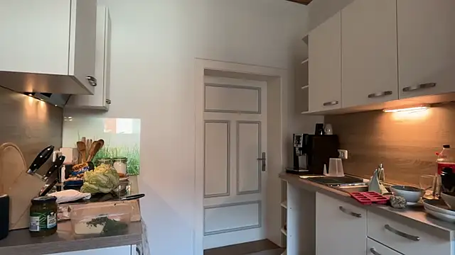 Viola Beck online show from March 2026 10:41:01 AM