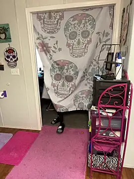 Snapshot of lolabunny9 chatting on December 2024 05:00:01 PM lolabunny9 online show from December 2024 05:00:01 PM