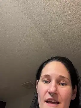 Snapshot of lolabunny9 chatting on December 2024 06:31:02 PM lolabunny9 online show from December 2024 06:31:02 PM