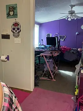 Snapshot of lolabunny9 chatting on December 2024 04:11:01 PM lolabunny9 online show from December 2024 04:11:01 PM