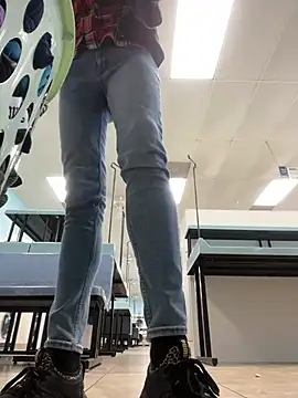 Snapshot of lolabunny9 chatting on January 2025 06:24:02 PM lolabunny9 online show from January 2025 06:24:02 PM