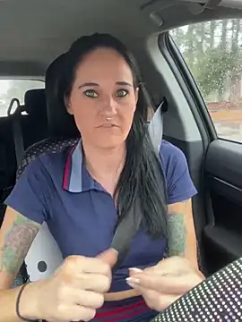 Snapshot of lolabunny9 chatting on January 2025 07:26:01 PM lolabunny9 online show from January 2025 07:26:01 PM