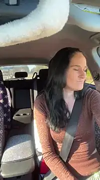 Snapshot of lolabunny9 chatting on January 2025 08:21:01 PM lolabunny9 online show from January 2025 08:21:01 PM