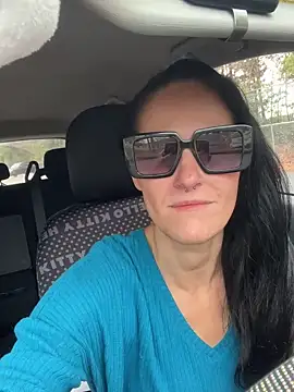 Snapshot of lolabunny9 chatting on February 2025 07:21:01 PM lolabunny9 online show from February 2025 07:21:01 PM