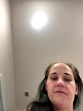 Snapshot of lolabunny9 chatting on September 2025 04:50:01 PM lolabunny9 online show from September 2025 04:50:01 PM