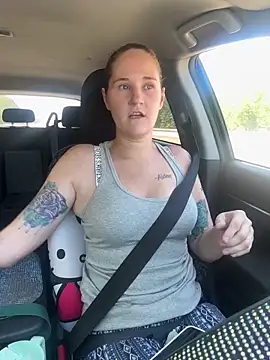 Snapshot of lolabunny9 chatting on April 2026 04:55:01 PM lolabunny9 online show from April 2026 04:55:01 PM